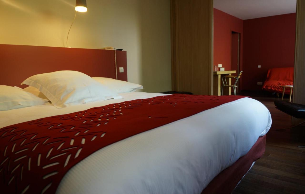 Aux Terrasses Hotel Tournus Exterior photo